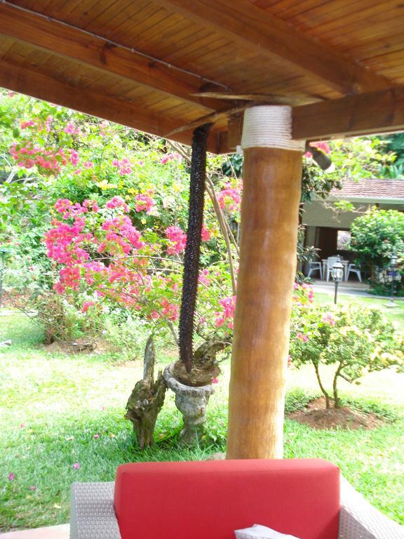 Coté Sud - Unique Villa&Bungalows Intendance Road Takamaka Habitación foto