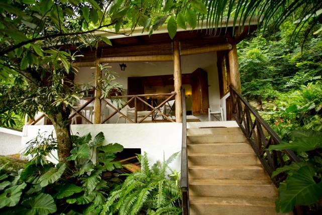 Coté Sud - Unique Villa&Bungalows Intendance Road Takamaka Exterior foto